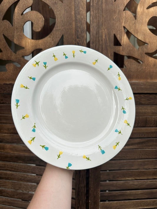 Flower Rim Plates